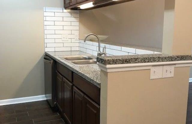 15714 Riverdale Ave. East Gallery 4