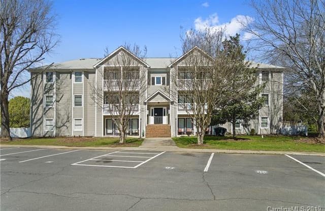 10210 Rose Meadow Lane - 10210 Rose Meadow Lane, Charlotte, NC 28277