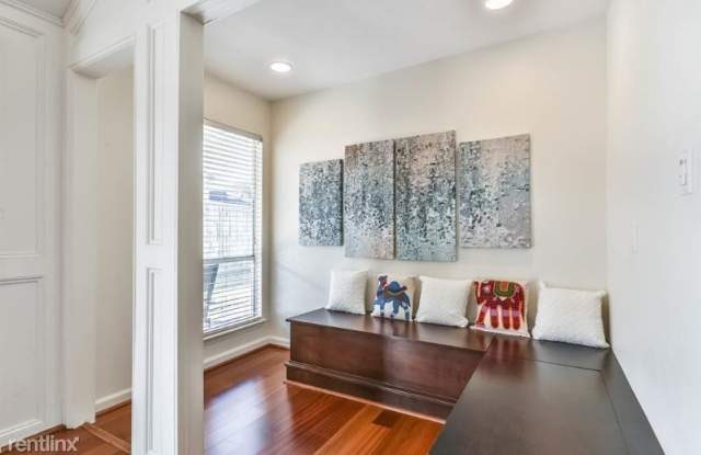 13815 Menasco Ct Gallery 4