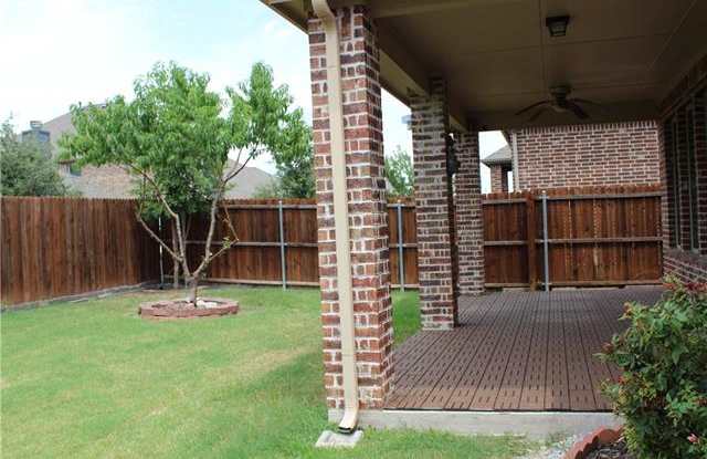 15900 Dorrington Drive Gallery 3