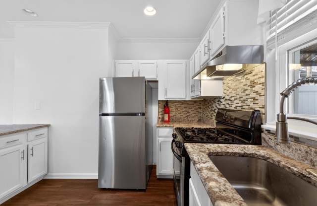 104 MCADOO AVE photos photos