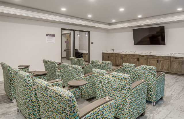 The Reef at Riviera 62+ Apartments - Senior & Affordable Housing Gallery 4