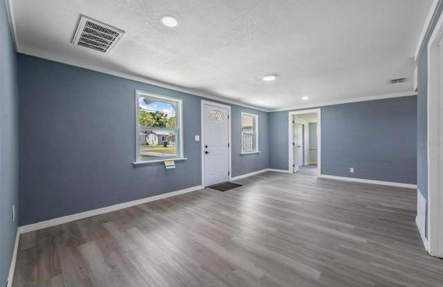 636 STREMMA Road Gallery 2