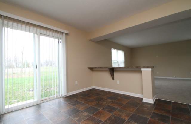 5133 Greenside Drive Gallery 4