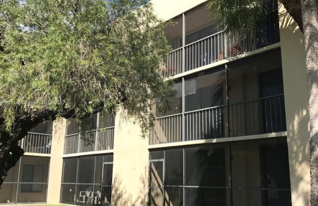 8045 SW 107th Ave - 8045 Southwest 107th Avenue, Kendall, FL 33173