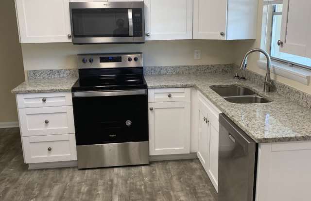 126 Kingsway Rd photos photos