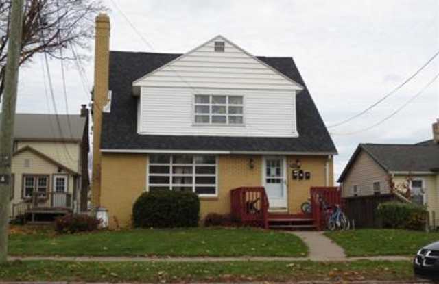 805 E Easterday, Unit 2 Gallery 1