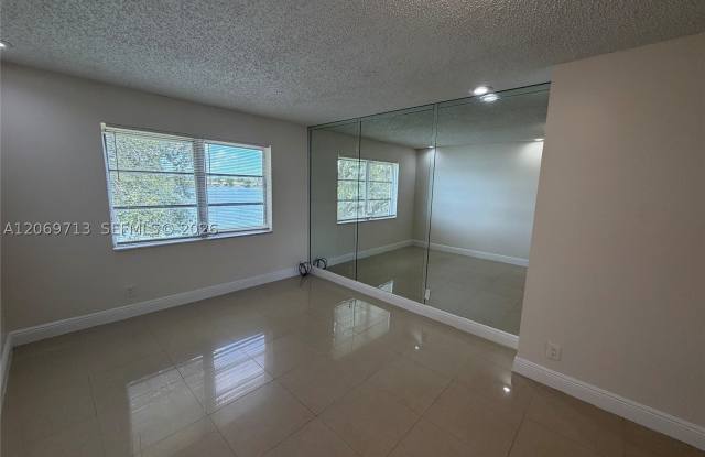 432 Lakeside Dr Gallery 4