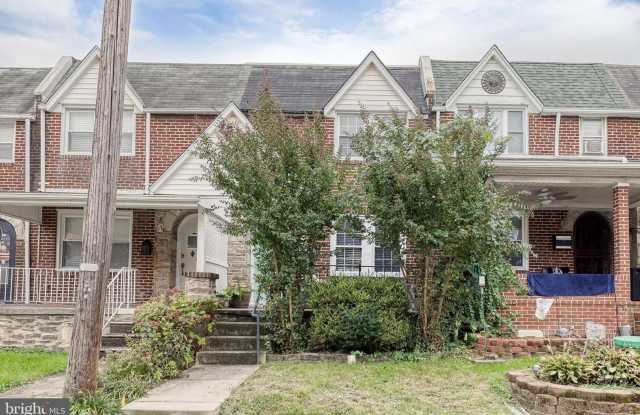 Adorable 3 bed 2 bath Dundalk rowhome photos photos