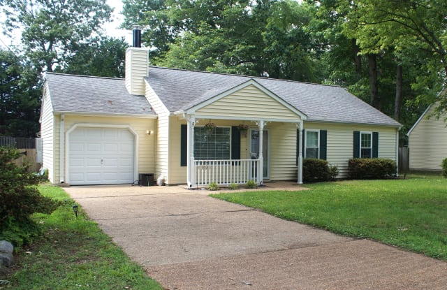 102 Trivalon Court - 102 Trivalon Court, York County, VA 23693