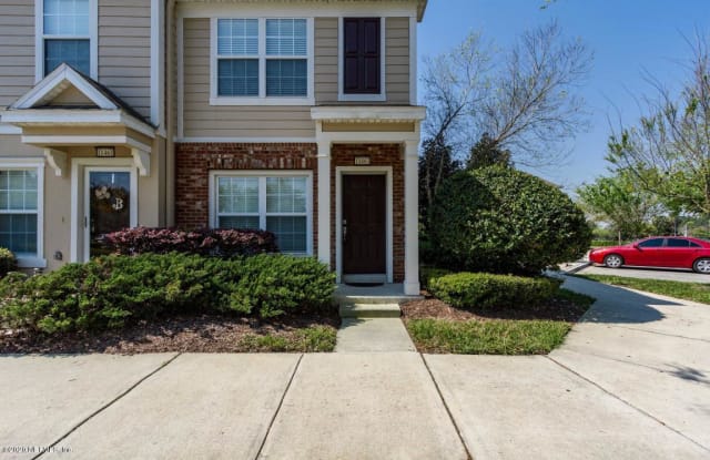 11463 SUMMERVIEW CIR - 11463 Summerview Circle, Jacksonville, FL 32256
