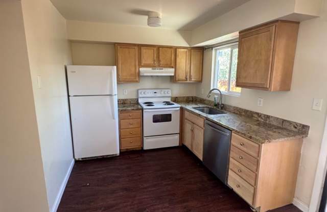 Premier North Mountain Living: Modern 2BR/1.5BA Near UofA & Banner Medical photos photos