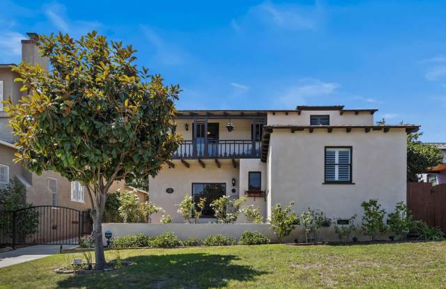 Gorgeous Historic Point Loma Home! Solar Panels! Private Backyard with Entertainment Lounge. photos photos