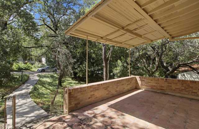 207 CANYON DR Gallery 3
