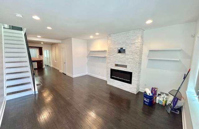Spacious 3-Bedroom Home with Central Air, In-Unit Laundry and Patio Gallery 1