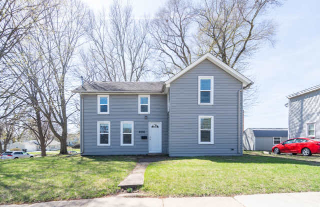 406 W 12th St - Cedar Falls photos photos