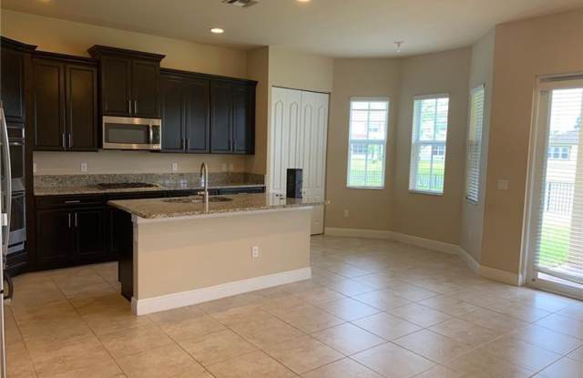 9860 Blue Isle Bay - 9860 Blue Isle Bay, Parkland, FL 33076