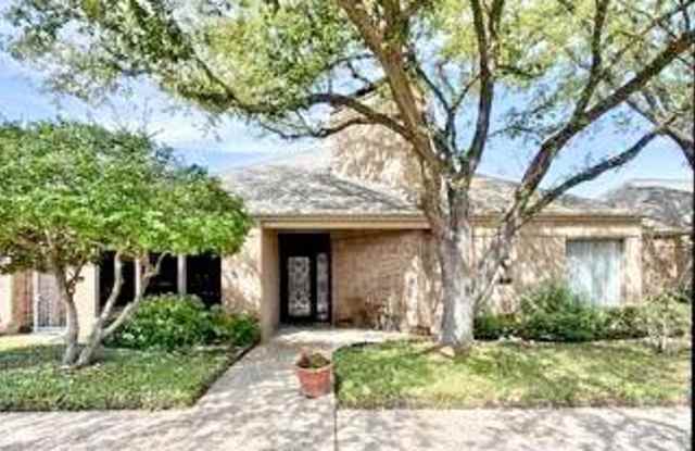 5923 Encore Drive Gallery 2