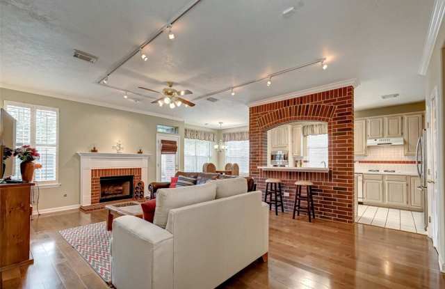 1215 Hollow Ash Lane - 1215 Hollow Ash Lane, Harris County, TX 77450