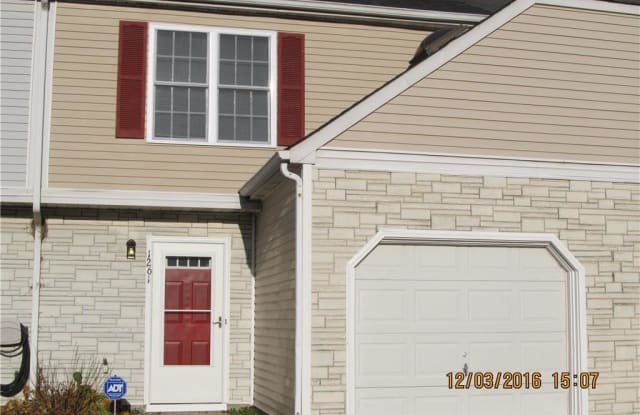 1261 Damyien Arch - 1261 Damyien Arch, Chesapeake, VA 23320