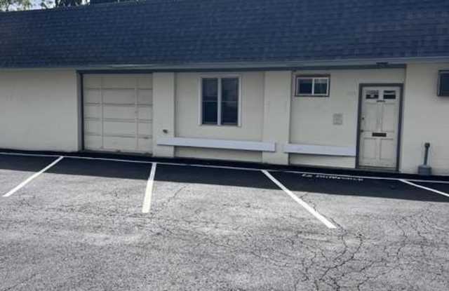 2565 HUNTINGDON Pike Gallery 2