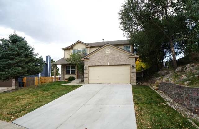 780 Crown Point Drive Gallery 3