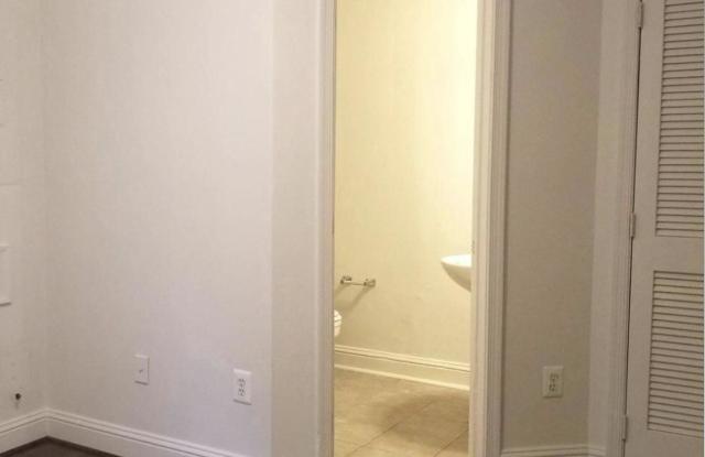 18609 VILLAGE FOUNTAIN DRIVE Gallery 4