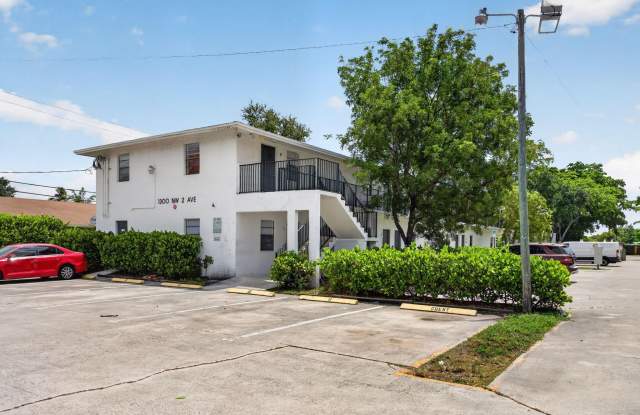 1300 NW 2nd Avenue photos photos