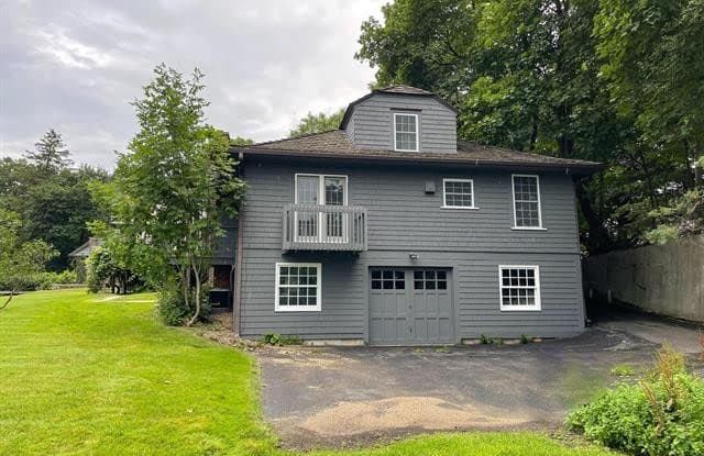 89 LONE PINE Road - 89 Lone Pine Road, Bloomfield Hills, MI 48304
