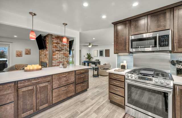 FULLY FURNISHED MOUNTAIN VIEW RETREAT with HOT TUB, RV PARKING & NO HOA photos photos
