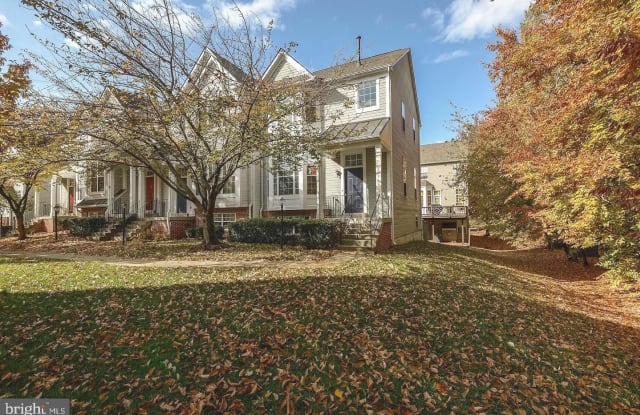 20533 WARBURTON BAY SQUARE - 20533 Warburton Bay Square, Lowes Island, VA 20165