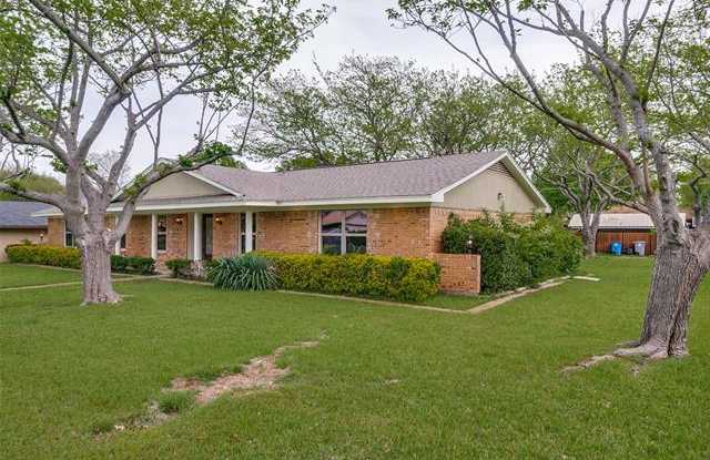 3106 Truxillo Street - 3106 Truxillo Drive, Dallas, TX 75228