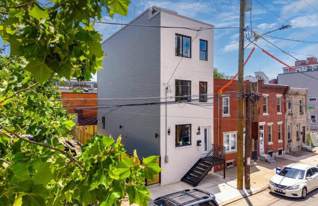 2641 MARTHA Street Gallery 3