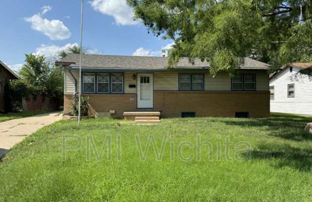 2322 W 29th St S photos photos