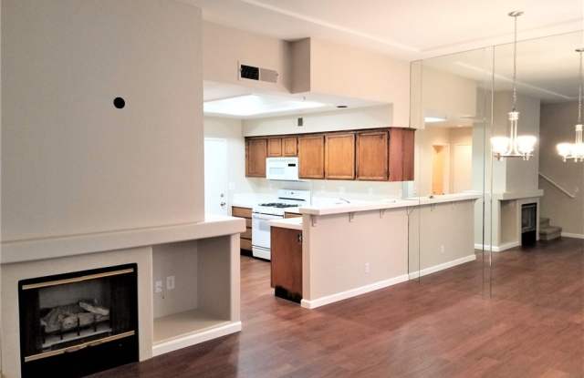 104 Anacapa Court Gallery 4