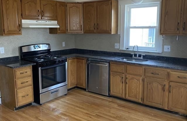 138 Fremont Ave - 138 Fremont Avenue, Everett, MA 02149