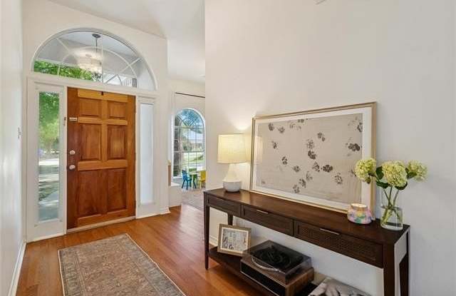 1101 FAIRFIELD Court Gallery 3