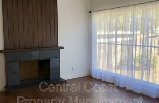1108 Piedmont Ave - 1108 Piedmont Avenue, Pacific Grove, CA 93950