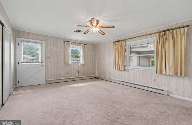 4800 CREEKVIEW Road Gallery 2