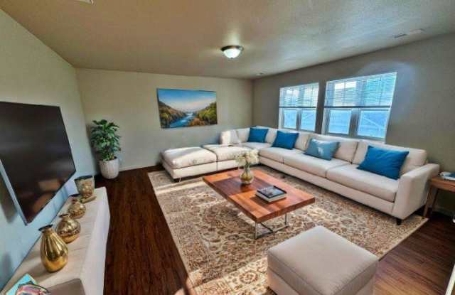218 Brookshire Blvd. Gallery 2