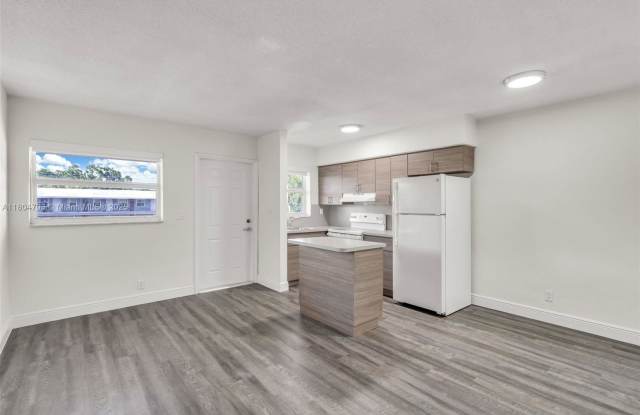 6034 Arthur Street - 6034 Arthur Street, Hollywood, FL 33024