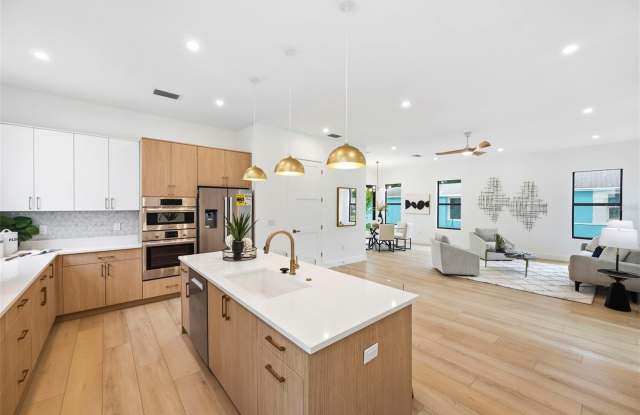 6325 11TH Avenue S Gallery 2