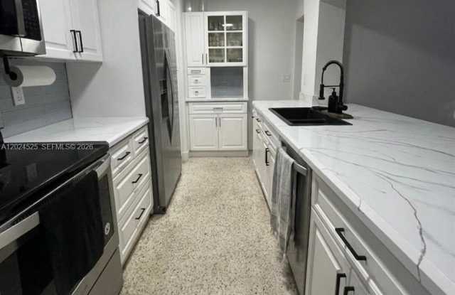 5450 SW 55th Avenue 1, Davie, FL 33314 Gallery 4