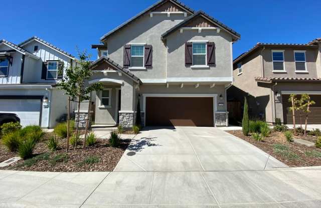 Gorgeous Like Low Maintenance 4 Bedroom with Solar! photos photos