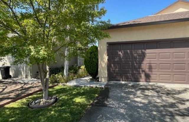 41 Freedom Place - 1 photos photos