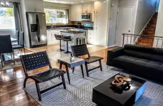 1811 Navajo Place photos photos