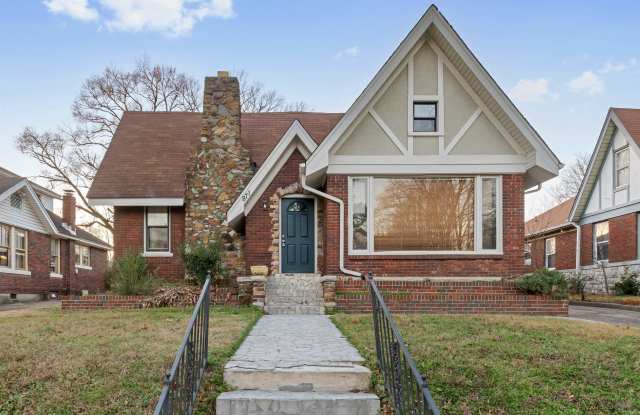 871 UNIVERSITY photos photos