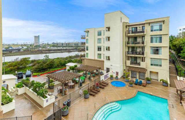 Beautiful  spacious 2 bedroom end unit condo in coastal Oceanside photos photos