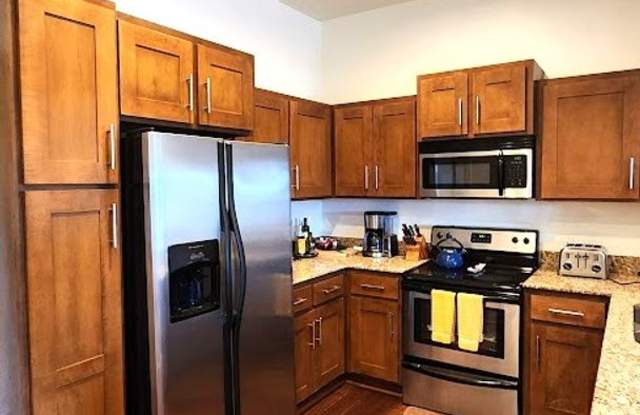 Amazing 2 Bed 2 Bath Condo in The Lofts at Maywood Park Downtown OKC Gallery 4