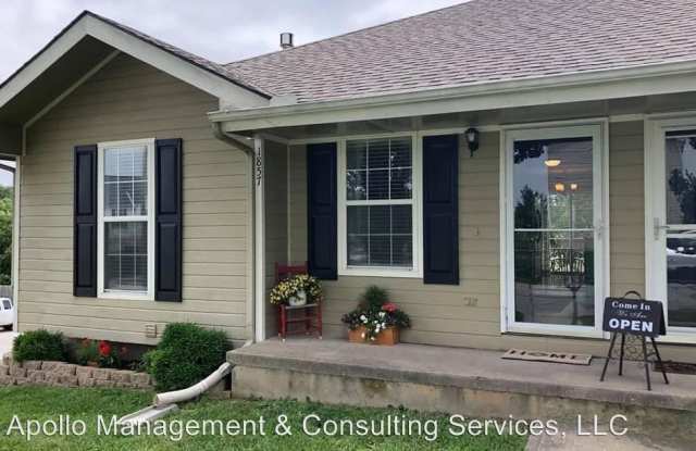 1859 Wilkerson St 1859 Wilkerson St - 1859 Wilkerson St, Platte City, MO 64079